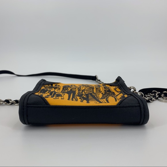 Izak Yellow Save the Bees Small Crossbody Purse - Picture 4 of 16